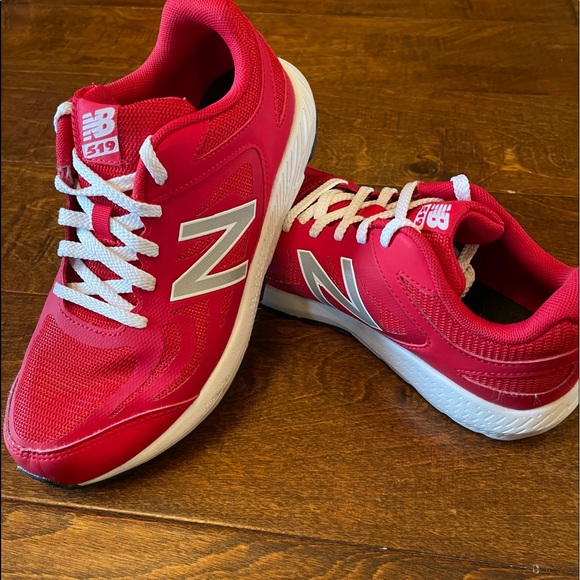 New Balance - Picture 2 of 4